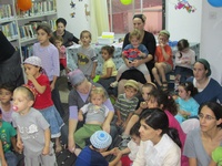 שעת סיפור עם אודלה דהרי