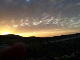 שקיעה בעינב